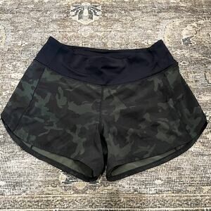 Lululemon Speed Up Short Long 4" Lined Black Green Camo Women's Size 8